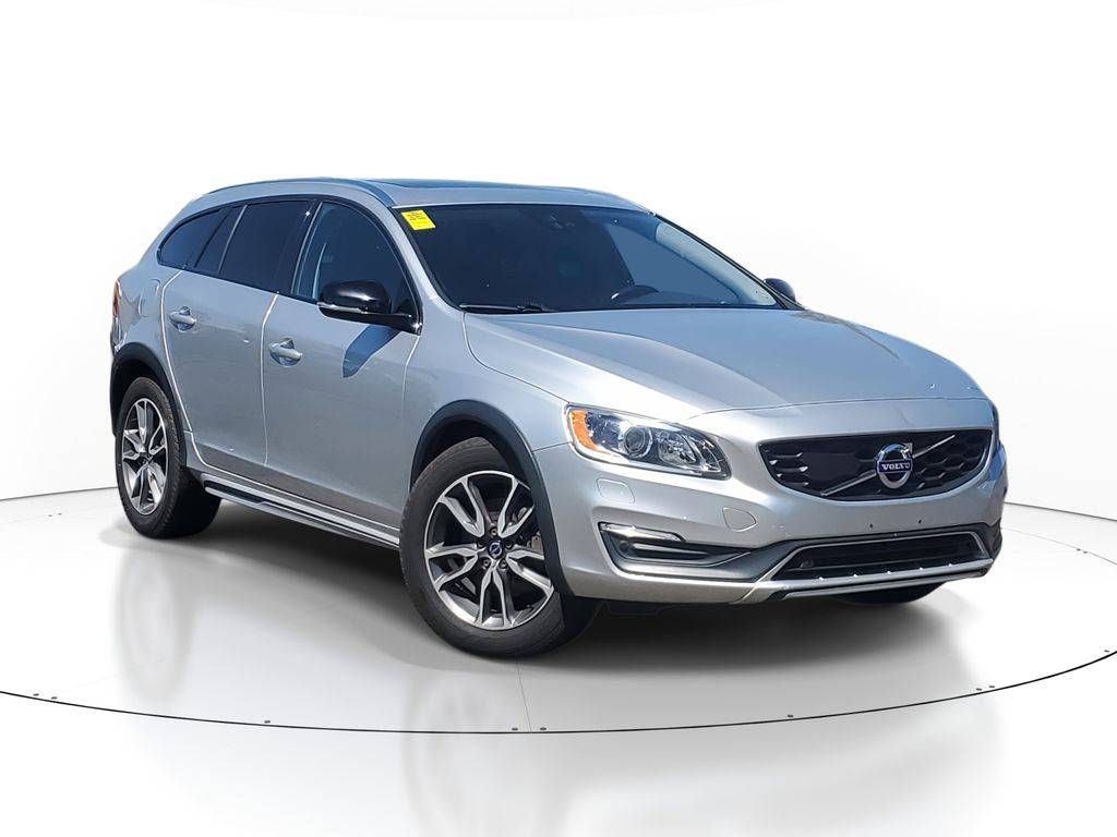 2015 Volvo V60 Cross Country T5 Platinum — Wagon — 116,432 mi — Canton, MI