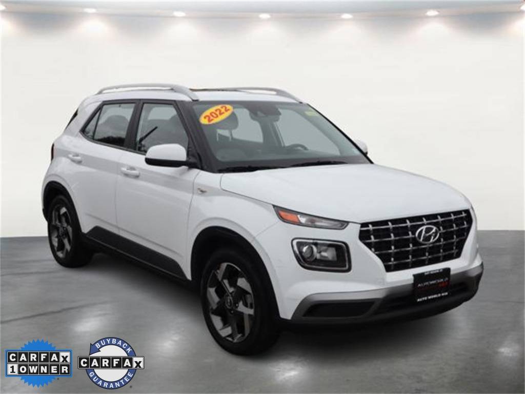 2022 Hyundai Venue SEL — SUV — 17,020 mi — East Meadow, NY