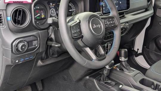 2024 Jeep Wrangler Rubicon — SUV — 8,638 mi — Miami, FL