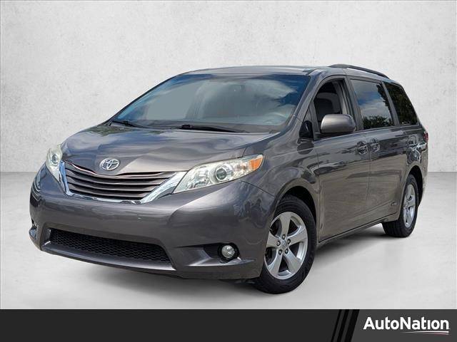 2017 Toyota Sienna LE — Minivan — 40,285 mi — Miami, FL