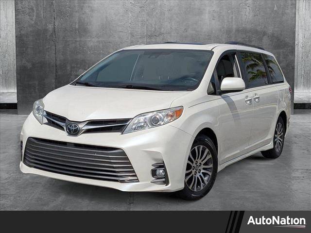 2020 Toyota Sienna XLE — Minivan — 77,541 mi — Miami, FL