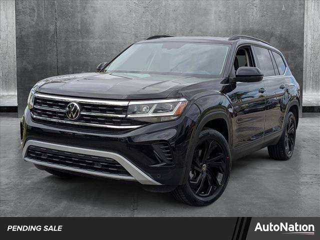 2023 Volkswagen Atlas SE with Technology — SUV — 26,063 mi — Miami, FL