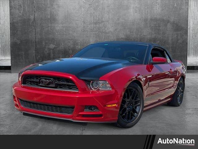 2013 Ford Mustang V6 Premium — Convertible — 39,977 mi — Miami, FL