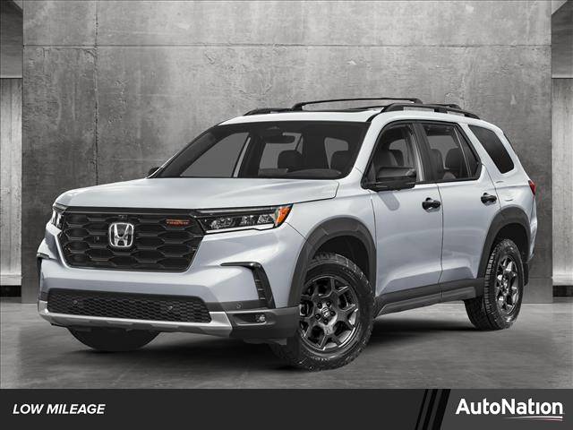 2025 Honda Pilot TrailSport — SUV — 1,502 mi — Valencia, CA