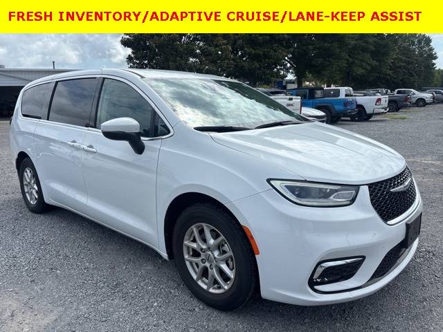 2023 Chrysler Pacifica Touring L — Minivan — 66,890 mi — Summerville, SC