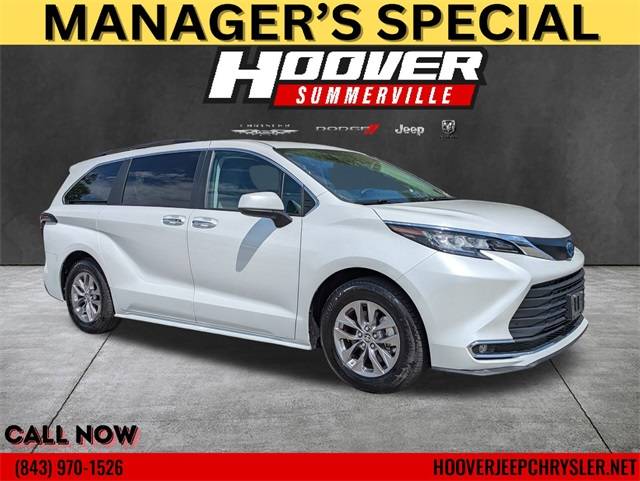 2023 Toyota Sienna XLE — Minivan — 56,903 mi — Summerville, SC