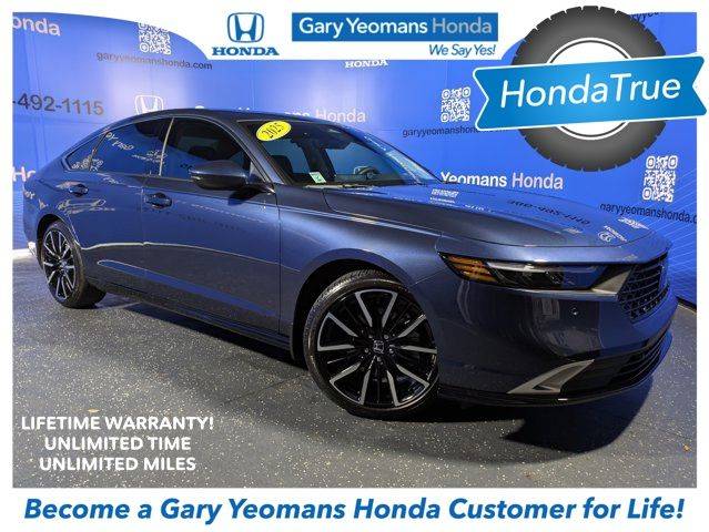 2025 Honda Accord Hybrid Touring — Sedan — 584 mi — Daytona Beach, FL
