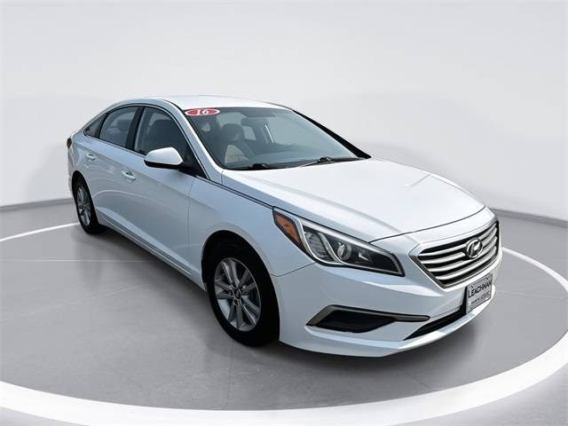 2016 Hyundai Sonata SE — Sedan — 125,794 mi — Bowling Green, KY