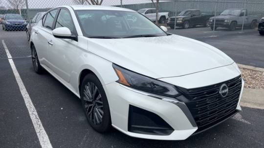 2023 Nissan Altima SV — Sedan — 57,515 mi — Bowling Green, KY