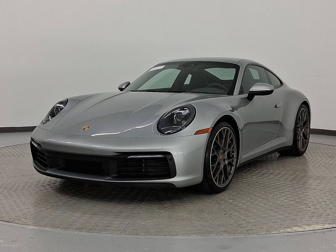 2022 Porsche 911 Carrera