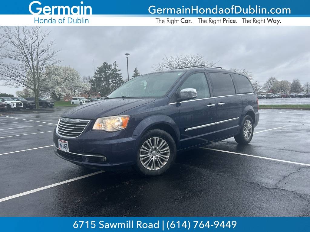 2014 Chrysler Town & Country Touring-L — Minivan — 113,647 mi — Dublin, OH