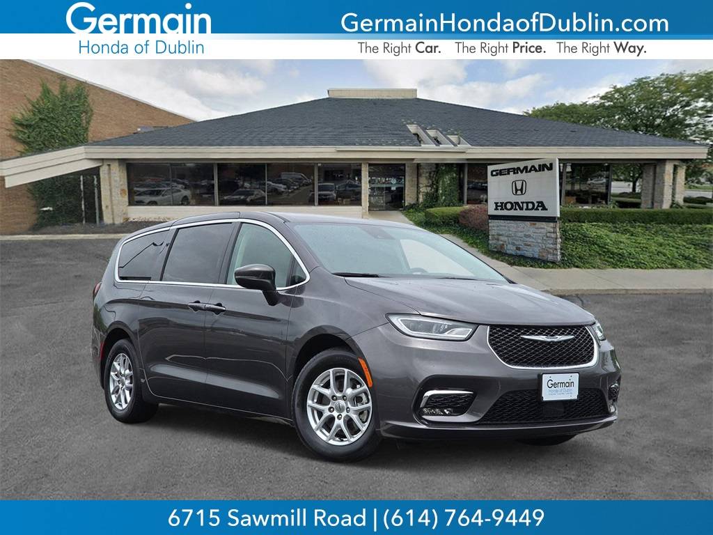2023 Chrysler Pacifica Touring L — Minivan — 65,089 mi — Dublin, OH