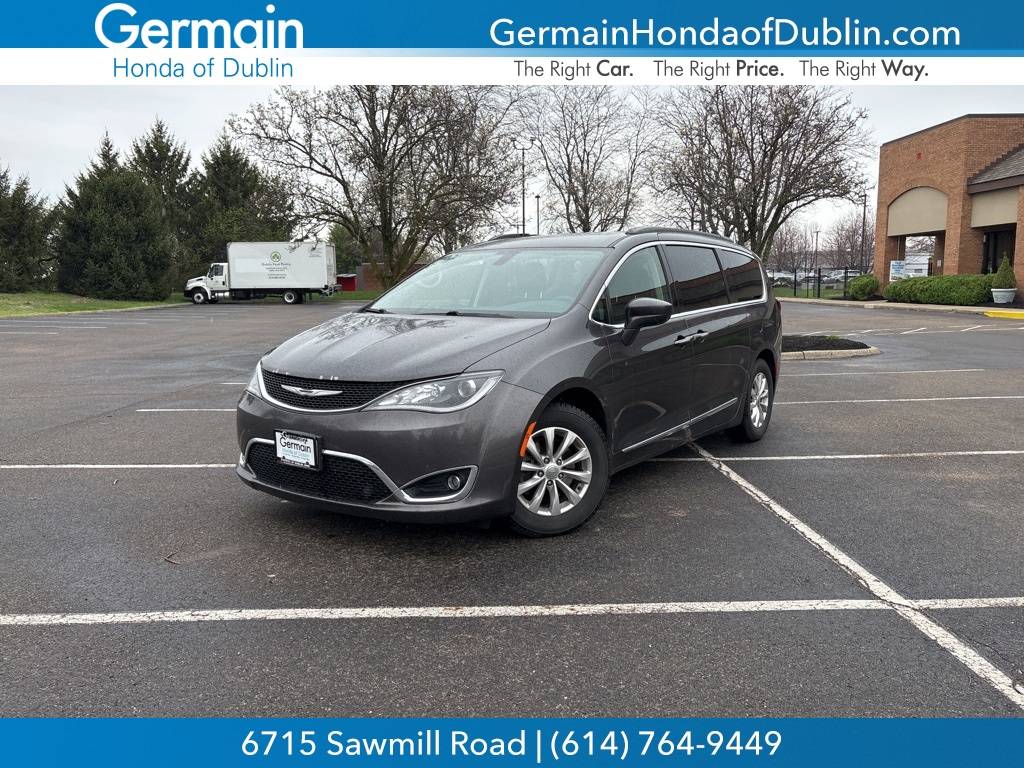 2017 Chrysler Pacifica Touring L — Minivan — 103,673 mi — Dublin, OH
