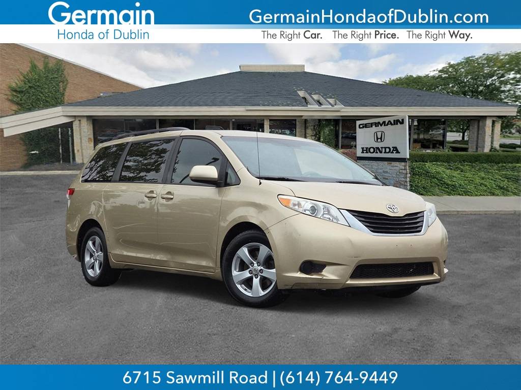 2012 Toyota Sienna LE — Minivan — 158,588 mi — Dublin, OH