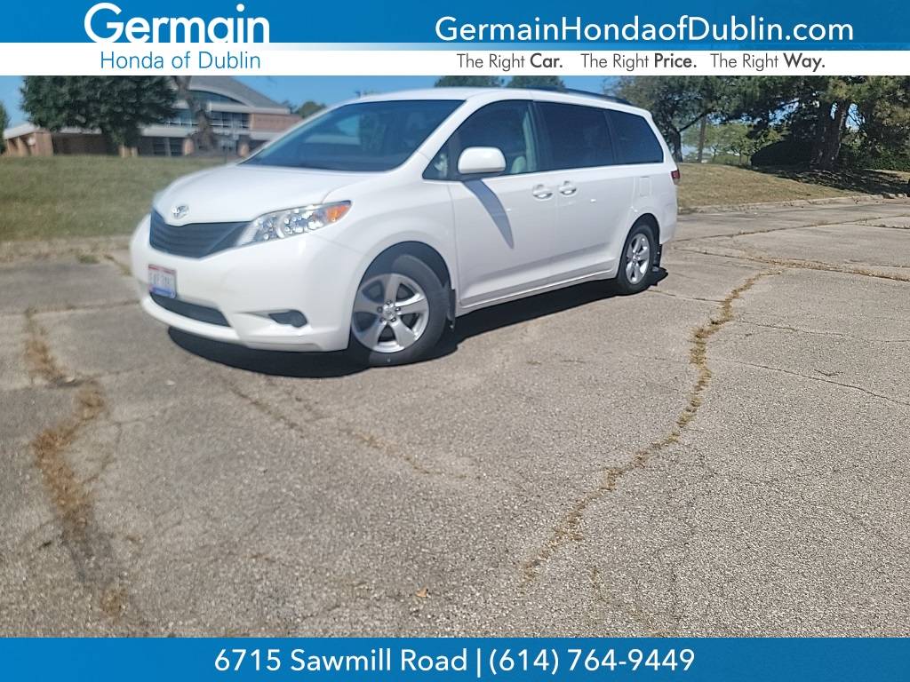 2012 Toyota Sienna LE — Minivan — 110,512 mi — Dublin, OH