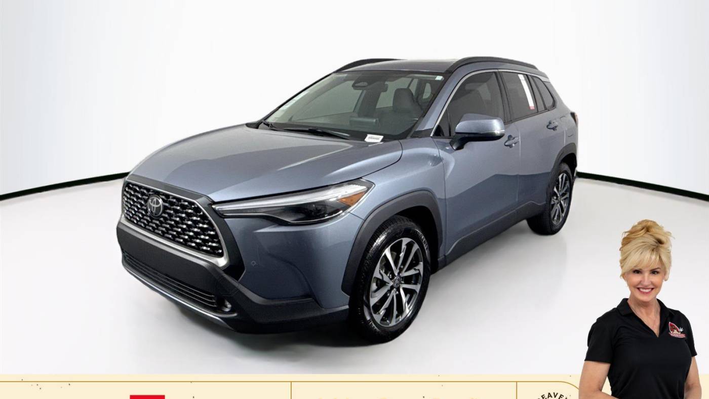 2023 Toyota Corolla Cross XLE