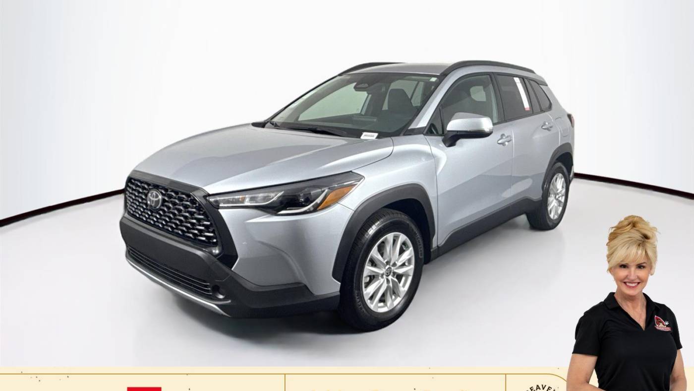 2024 Toyota Corolla Cross LE