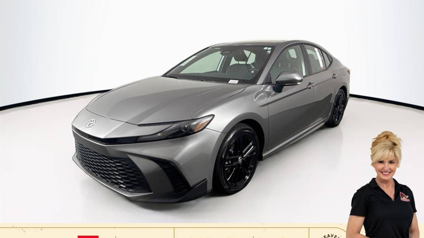 2025 Toyota Camry SE — Sedan — 12,364 mi — Cumming, GA