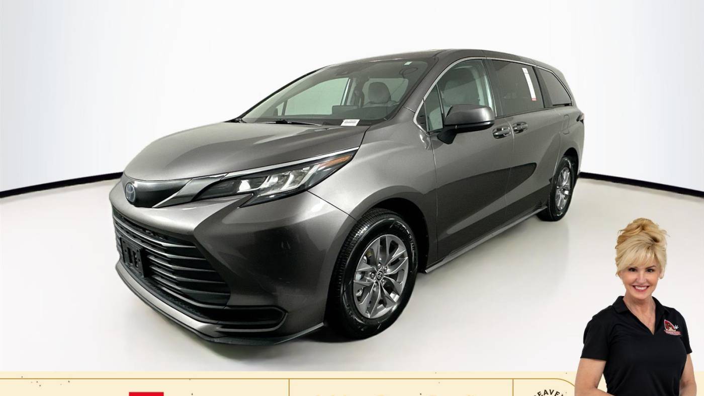 2023 Toyota Sienna LE — Minivan — 43,627 mi — Cumming, GA