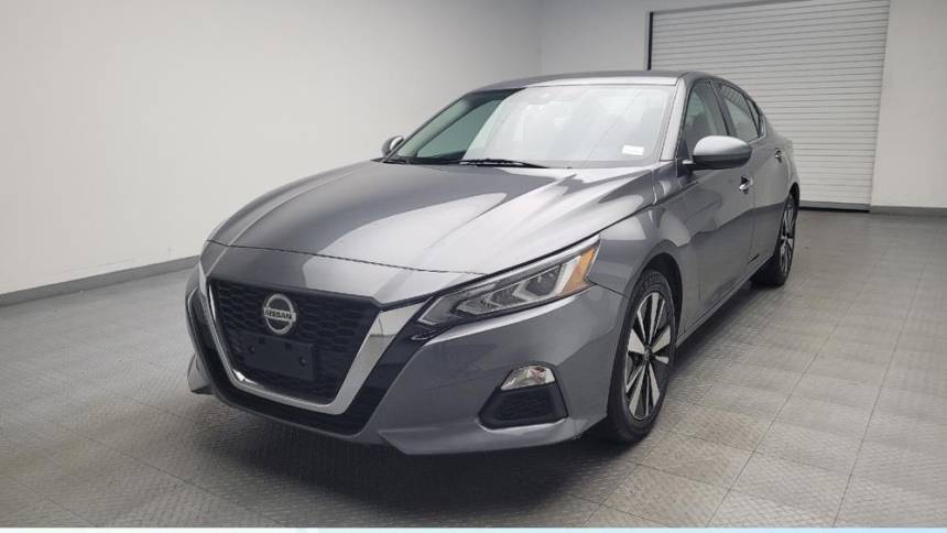 2021 Nissan Altima SV — Sedan — 80,845 mi — Eastpointe, MI