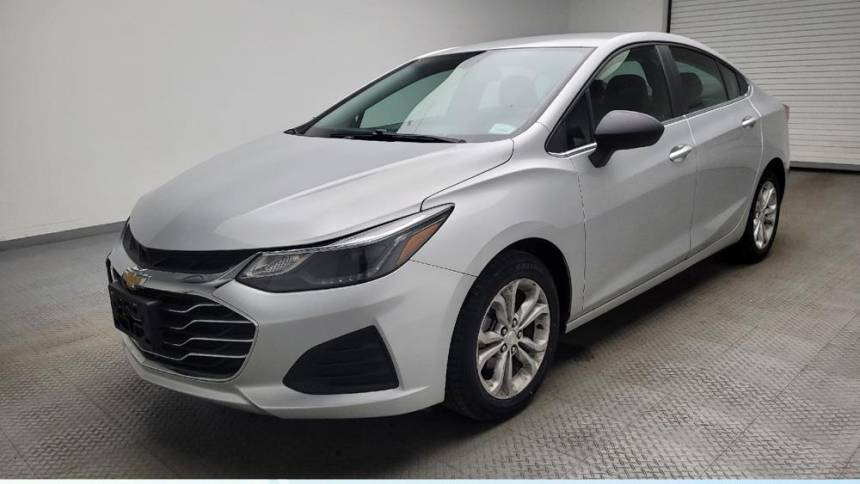 2019 Chevrolet Cruze LT — Sedan — 99,449 mi — Eastpointe, MI
