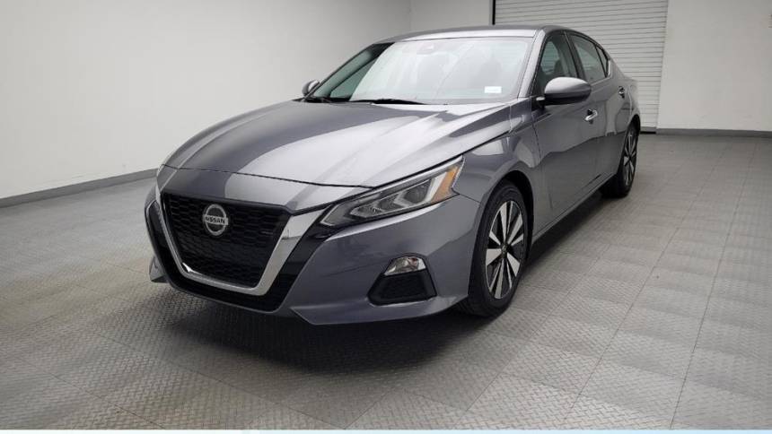 2021 Nissan Altima SV — Sedan — 46,352 mi — Eastpointe, MI