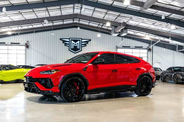 2024 Lamborghini Urus