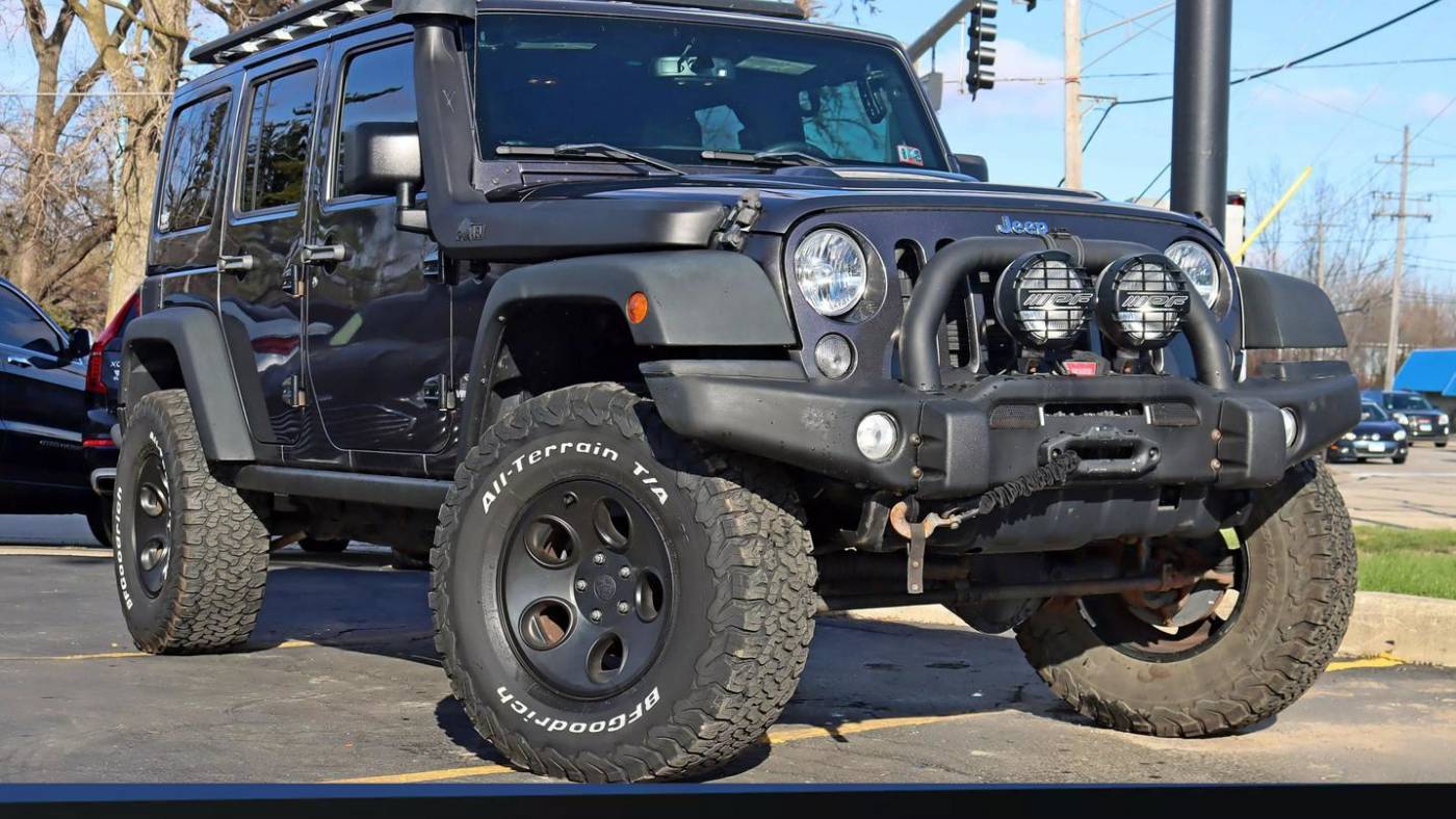 2016 Jeep Wrangler Rubicon — SUV — 92,677 mi — Roselle, IL