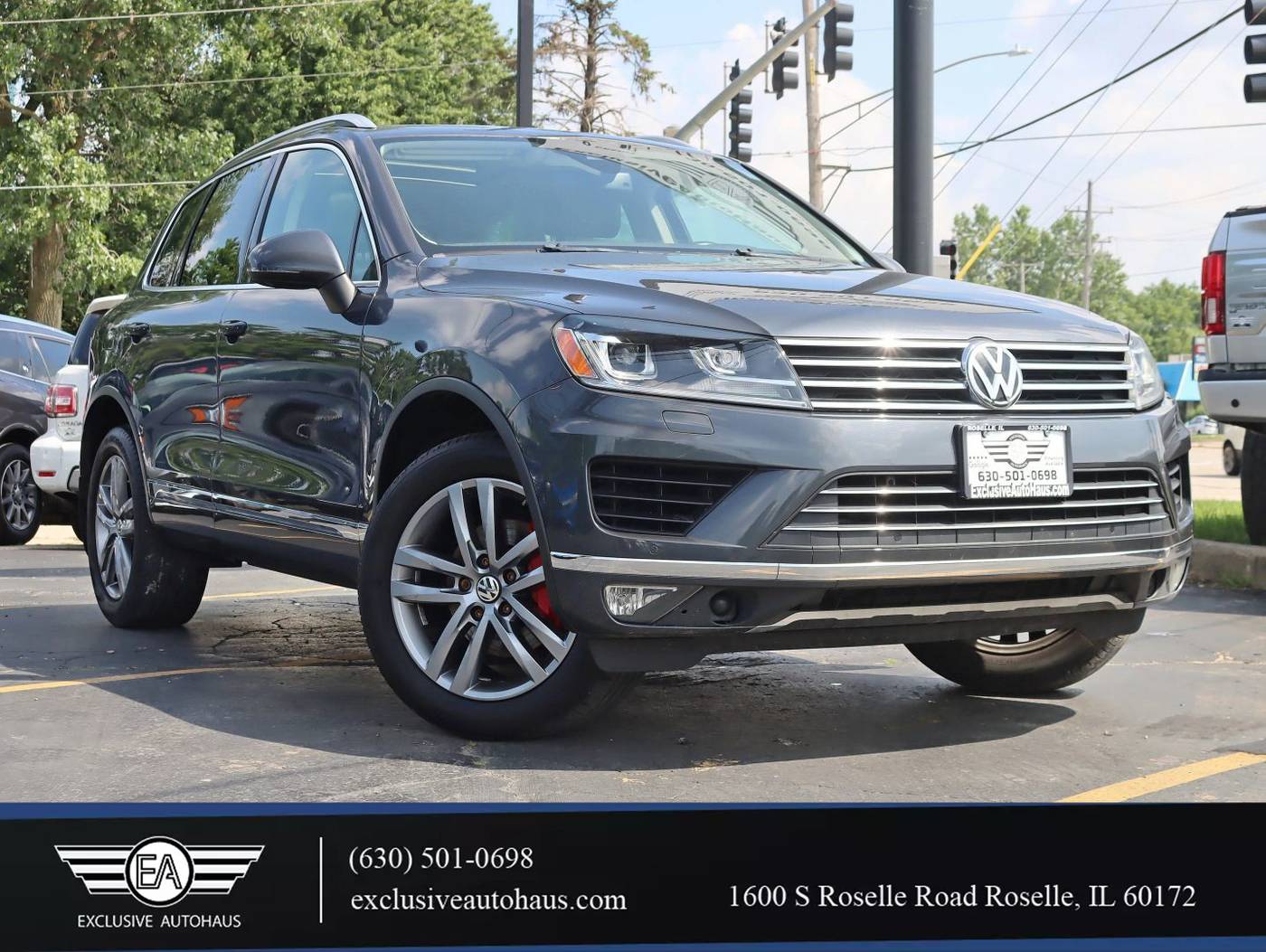 2016 Volkswagen Touareg V6 Lux — SUV — 90,963 mi — Roselle, IL