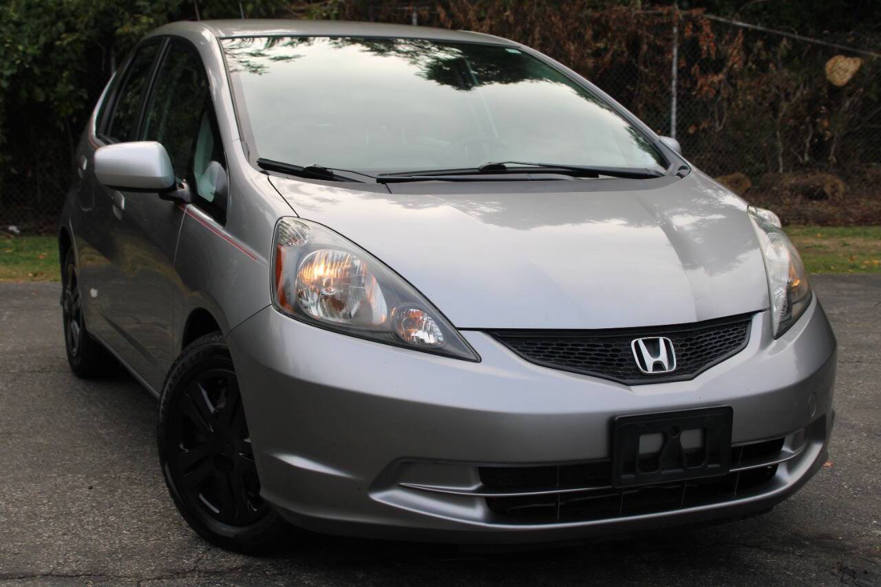 2010 Honda Fit Base — Hatchback — 146,135 mi — Paterson, NJ