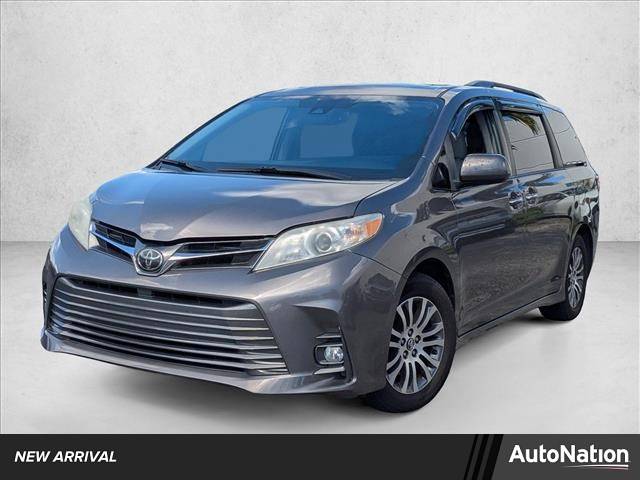 2018 Toyota Sienna XLE — Minivan — 87,982 mi — Miami Lakes, FL