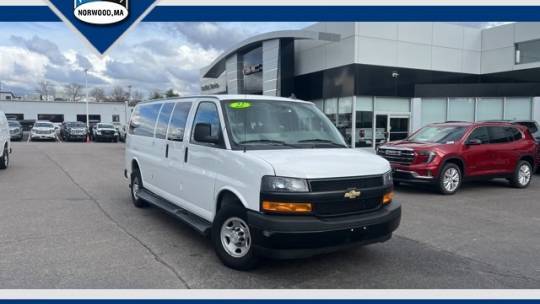 2022 Chevrolet Express Passenger LS — Passenger Van — 44,197 mi — Norwood, MA