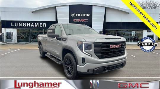 2023 GMC Sierra 1500 Elevation — Pickup Truck — 11,049 mi — Waterford, MI