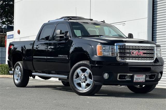 2012 GMC Sierra 2500HD Denali — Pickup Truck — 110,259 mi — Concord, CA