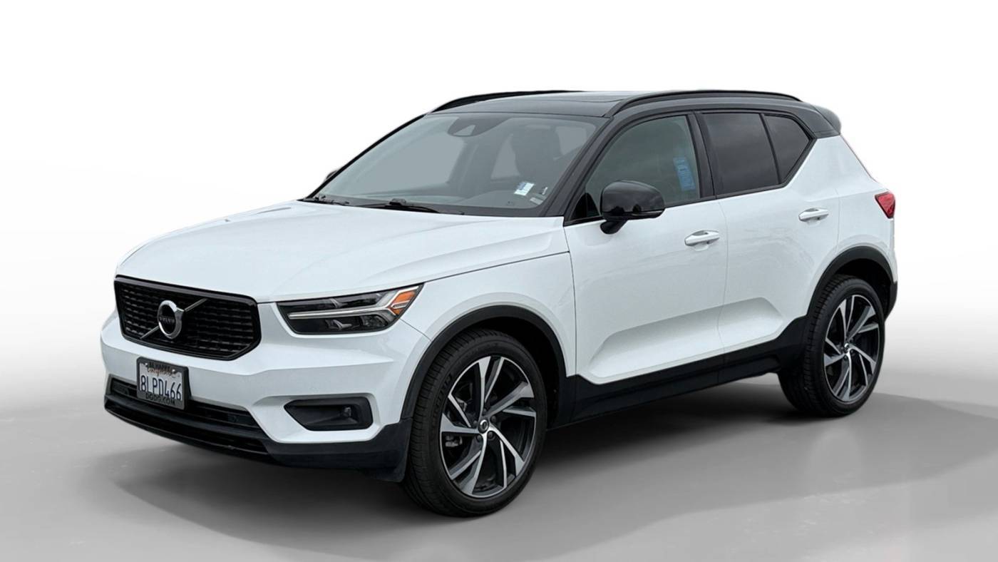 2020 Volvo XC40 T4 R-Design