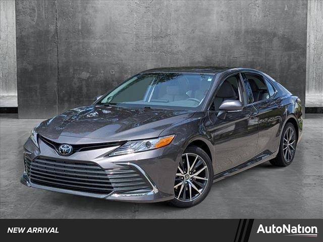2023 Toyota Camry XLE — Sedan — 2,008 mi — West Palm Beach, FL