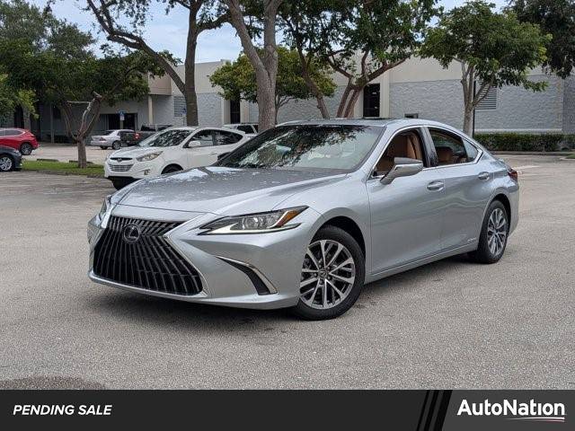 2022 Lexus ES ES 300h — Sedan — 34,717 mi — West Palm Beach, FL