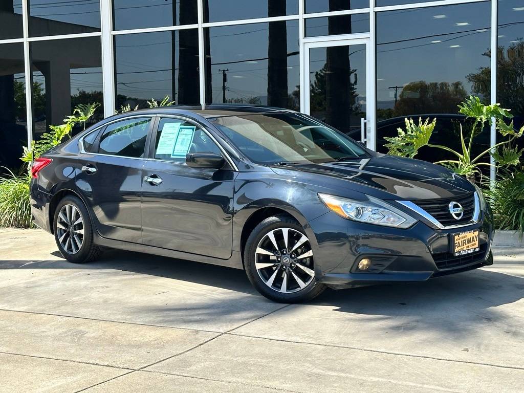 2017 Nissan Altima 2.5 SV — Sedan — 66,116 mi — Placentia, CA