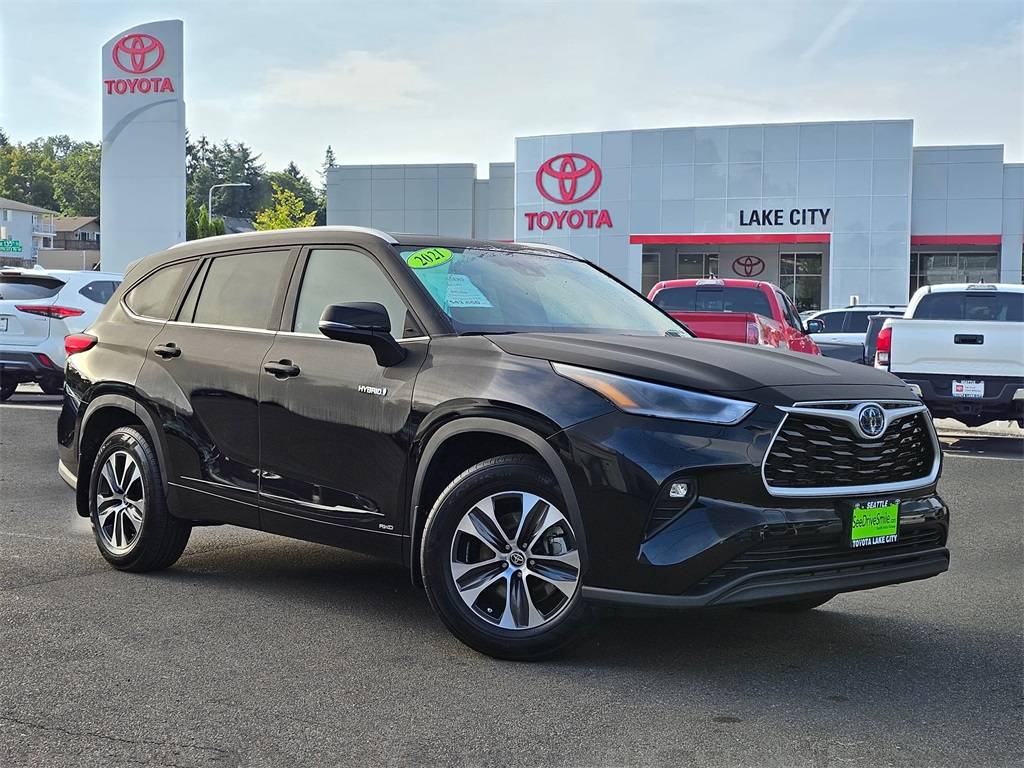 2021 Toyota Highlander Hybrid XLE — SUV — 47,688 mi — Seattle, WA