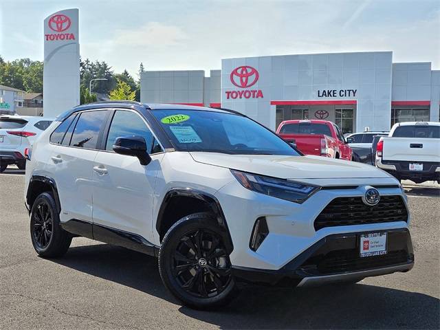 2022 Toyota RAV4 Hybrid XSE — SUV — 28,221 mi — Seattle, WA