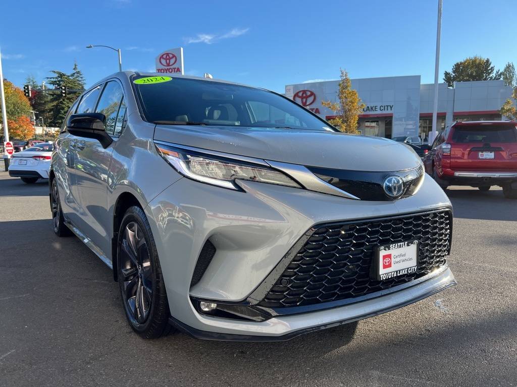 2024 Toyota Sienna XSE — Minivan — 21,630 mi — Seattle, WA