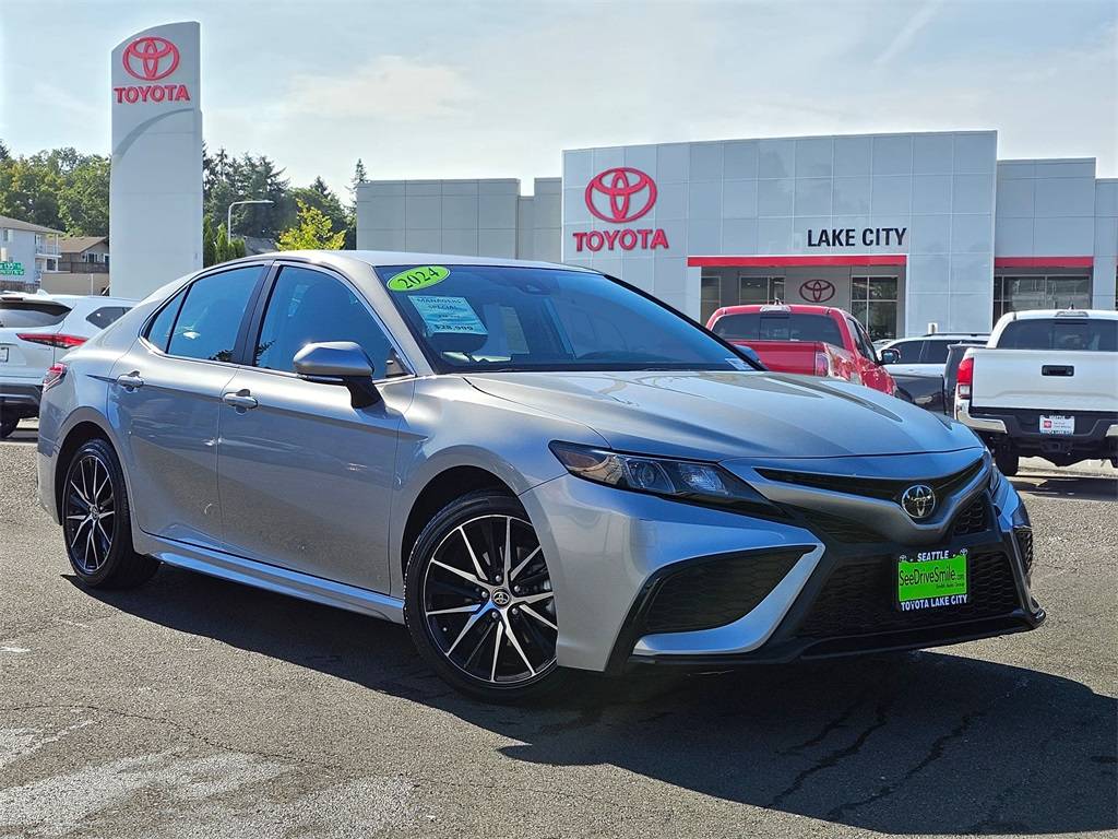 2024 Toyota Camry SE — Sedan — 31,229 mi — Seattle, WA
