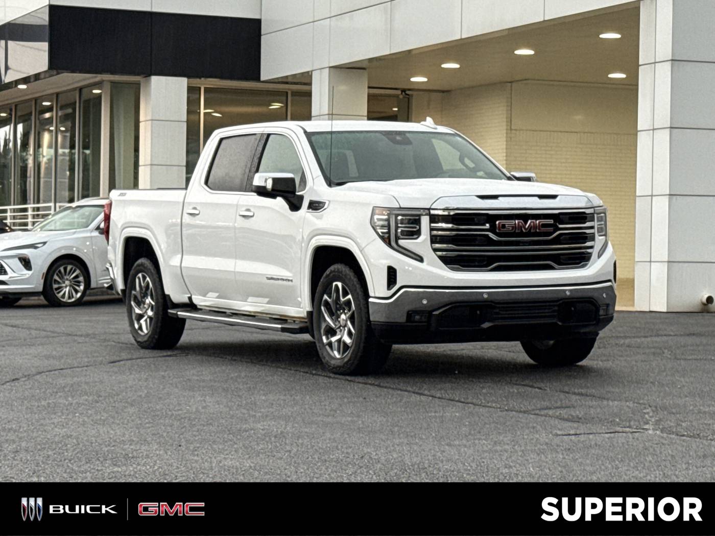2025 GMC Sierra 1500 SLT — Pickup Truck — 14,962 mi — Fayetteville, AR
