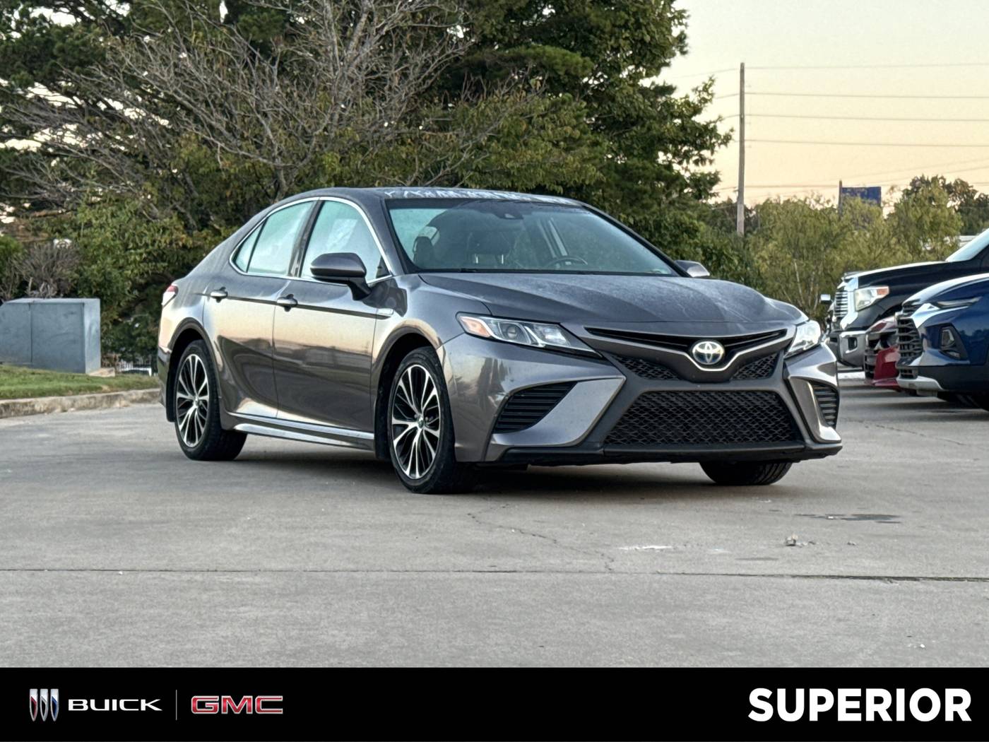 2018 Toyota Camry Hybrid LE — Sedan — 137,320 mi — Fayetteville, AR