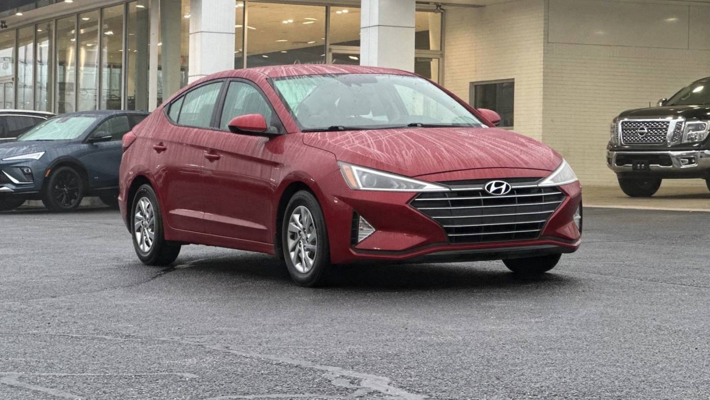 2020 Hyundai Elantra SE — Sedan — 83,025 mi — Fayetteville, AR