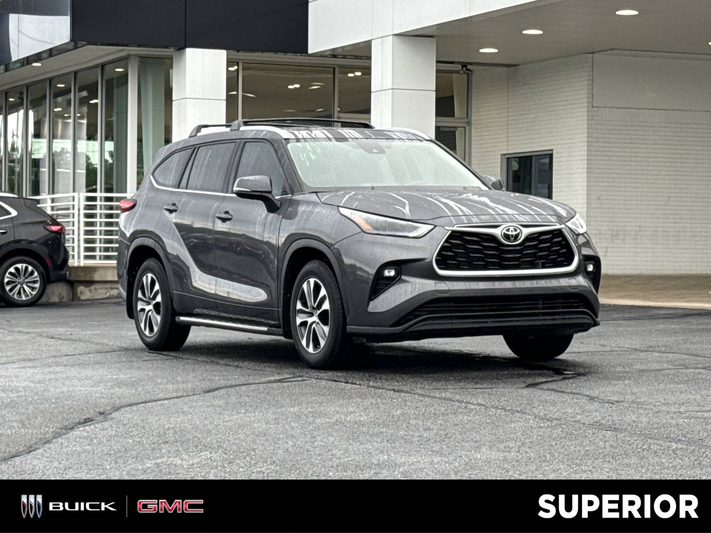 2022 Toyota Highlander XLE — SUV — 65,441 mi — Fayetteville, AR