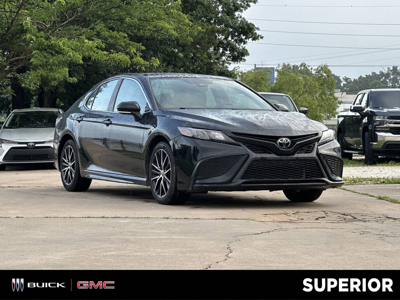 2022 Toyota Camry SE — Sedan — 55,580 mi — Fayetteville, AR