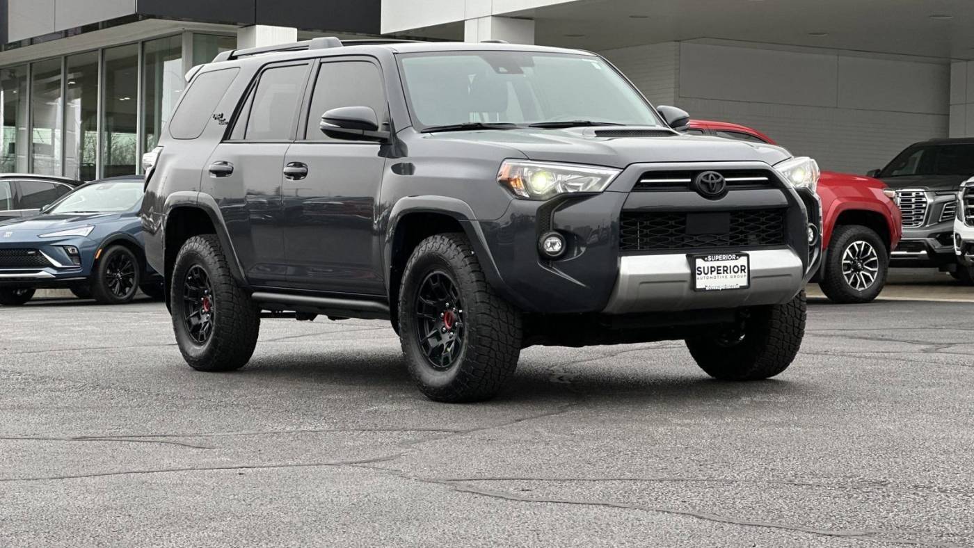 2024 Toyota 4Runner TRD Off Road Premium — SUV — 5,705 mi — Fayetteville, AR