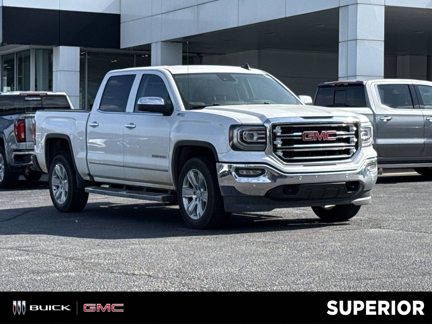 2017 GMC Sierra 1500 SLT — Pickup Truck — 99,244 mi — Fayetteville, AR