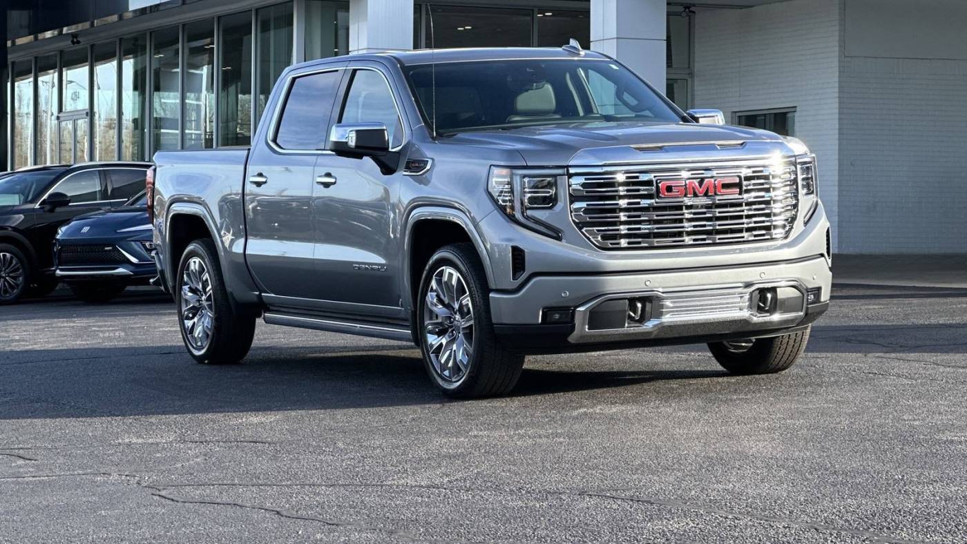 2024 GMC Sierra 1500 Denali — Pickup Truck — 21,990 mi — Fayetteville, AR